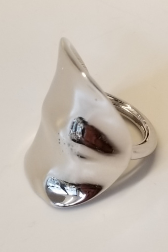 SILVER WAVY RING