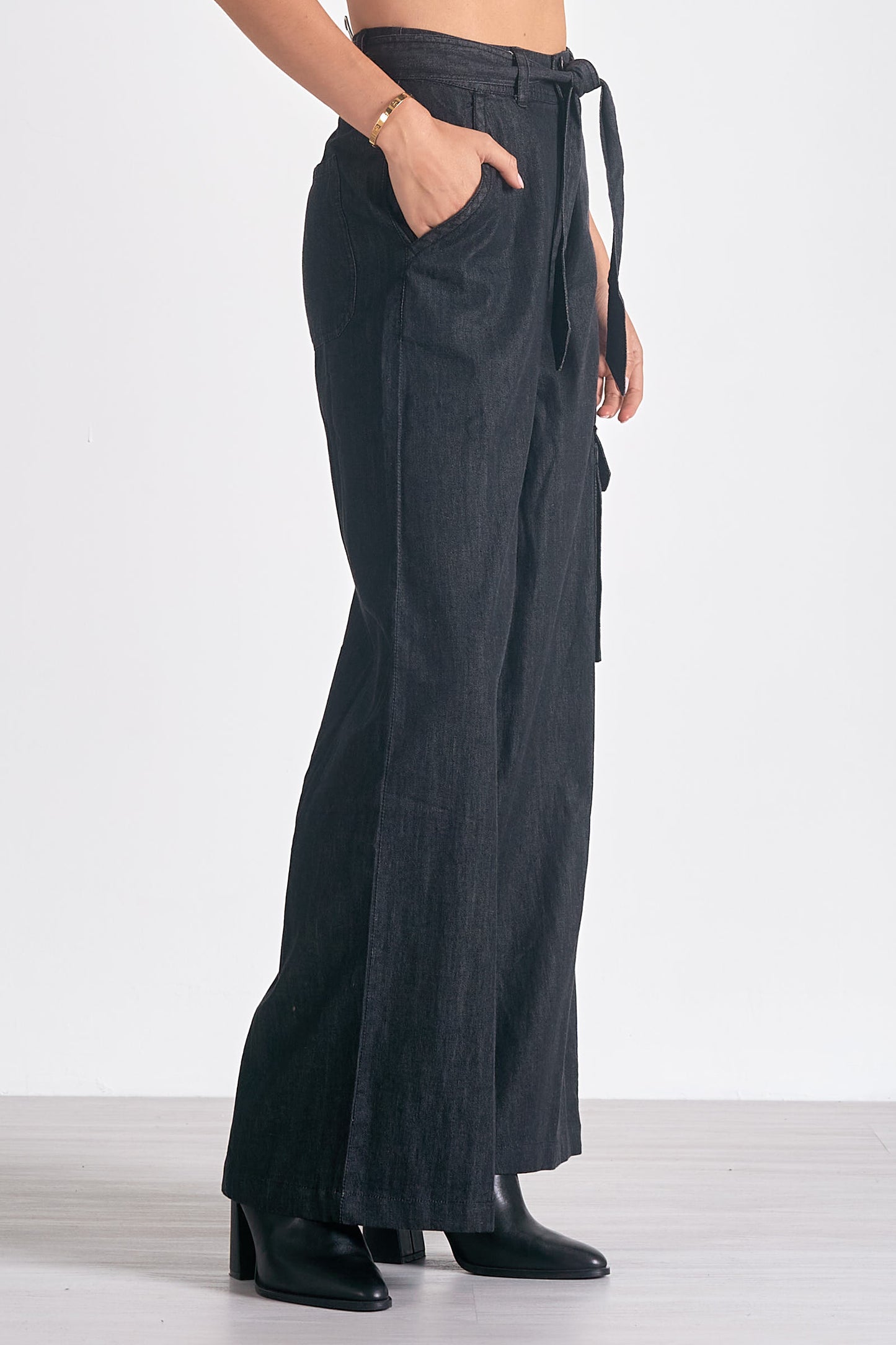 BLACK WIDE LEG PANTS