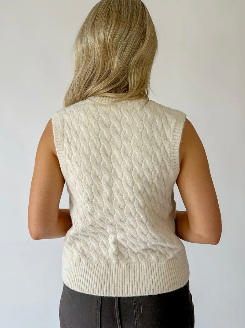 ESTELLA CABLE KNIT VEST