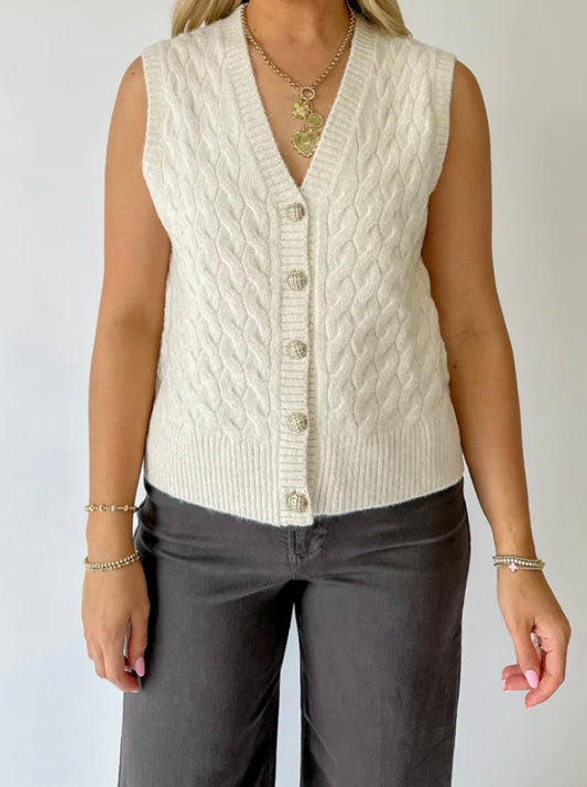 ESTELLA CABLE KNIT VEST